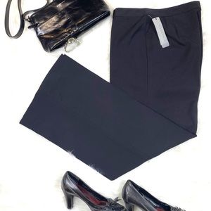 Joseph A. Black Dress Pants / Trousers / Slacks (Business Attire)
Size 10